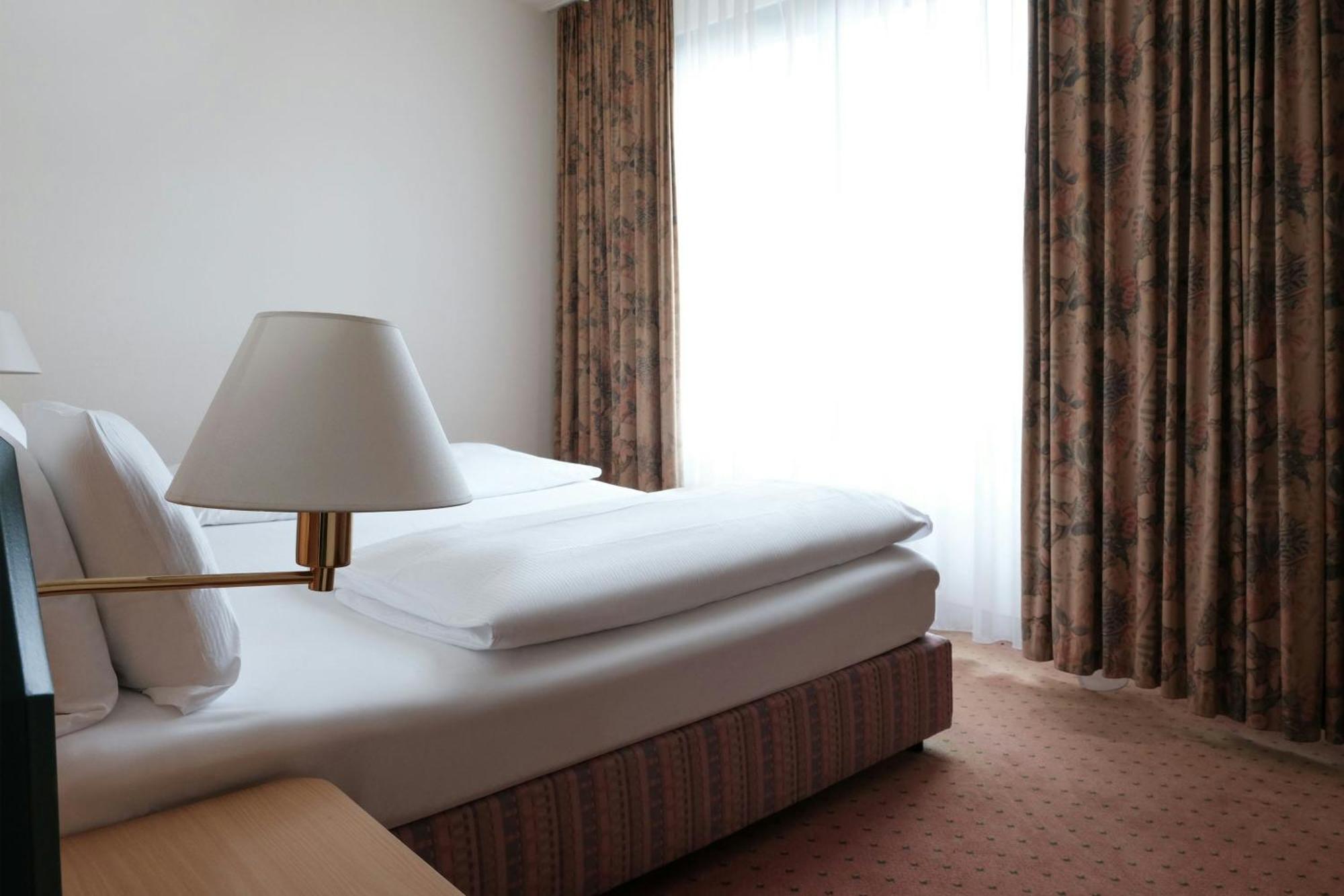 One-Bedroom King Suite,1662975253:JPEG